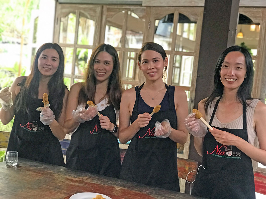 nia balinese cooking class seminyak